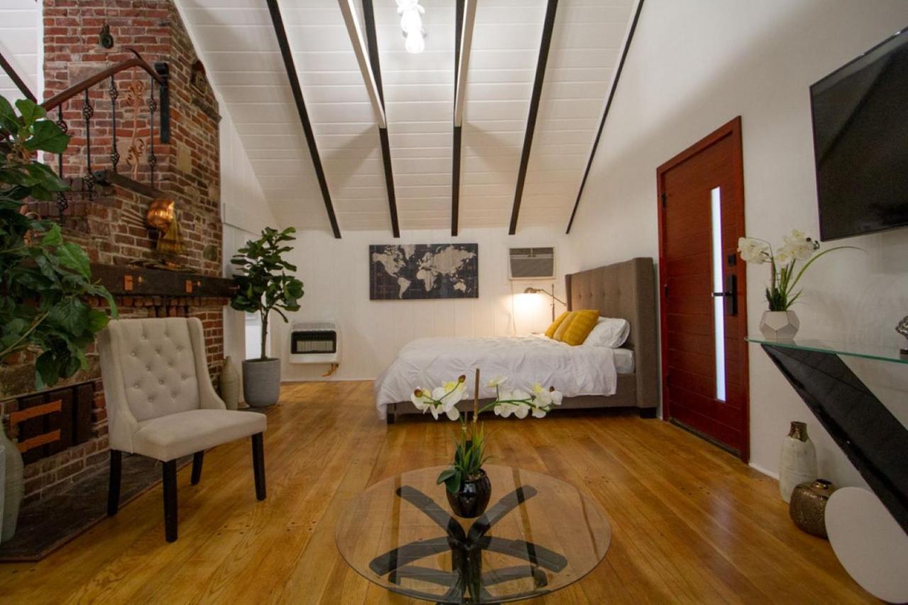 Dreamy Farmhouse In Studio City Лос Анджелис Екстериор снимка